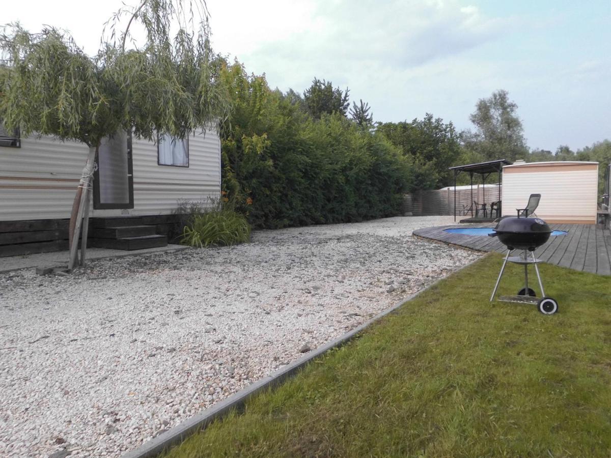 Kenge Apartmanok Balatonszárszó Eksteriør billede